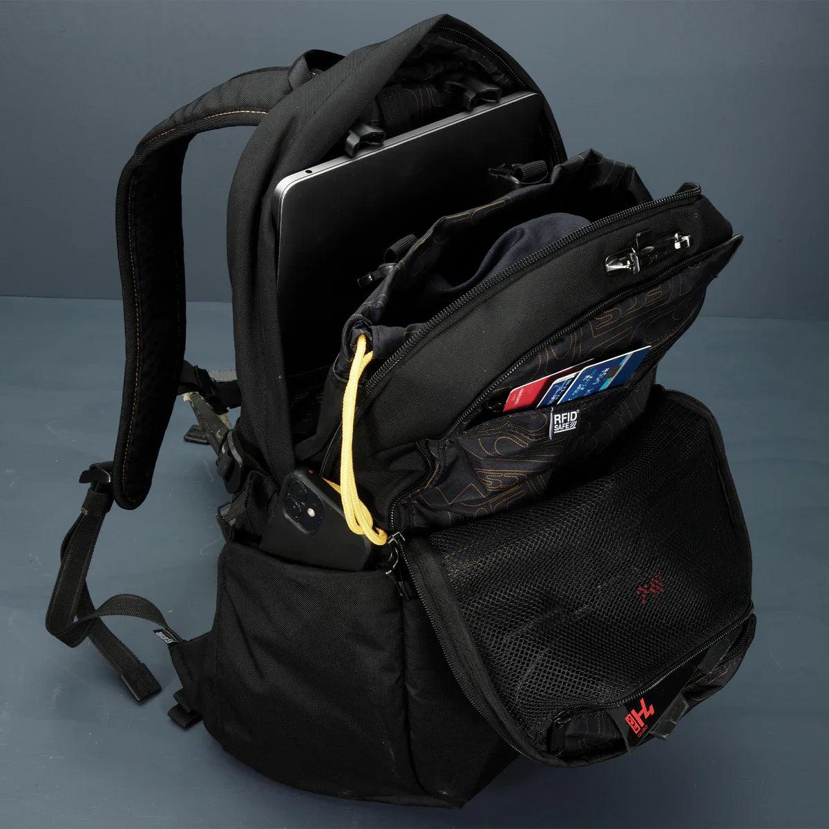 FCS - X Pacsafe Roam - Day pack - 25L - SUB6 Surf Store - Surf School - Lifeguard Courses